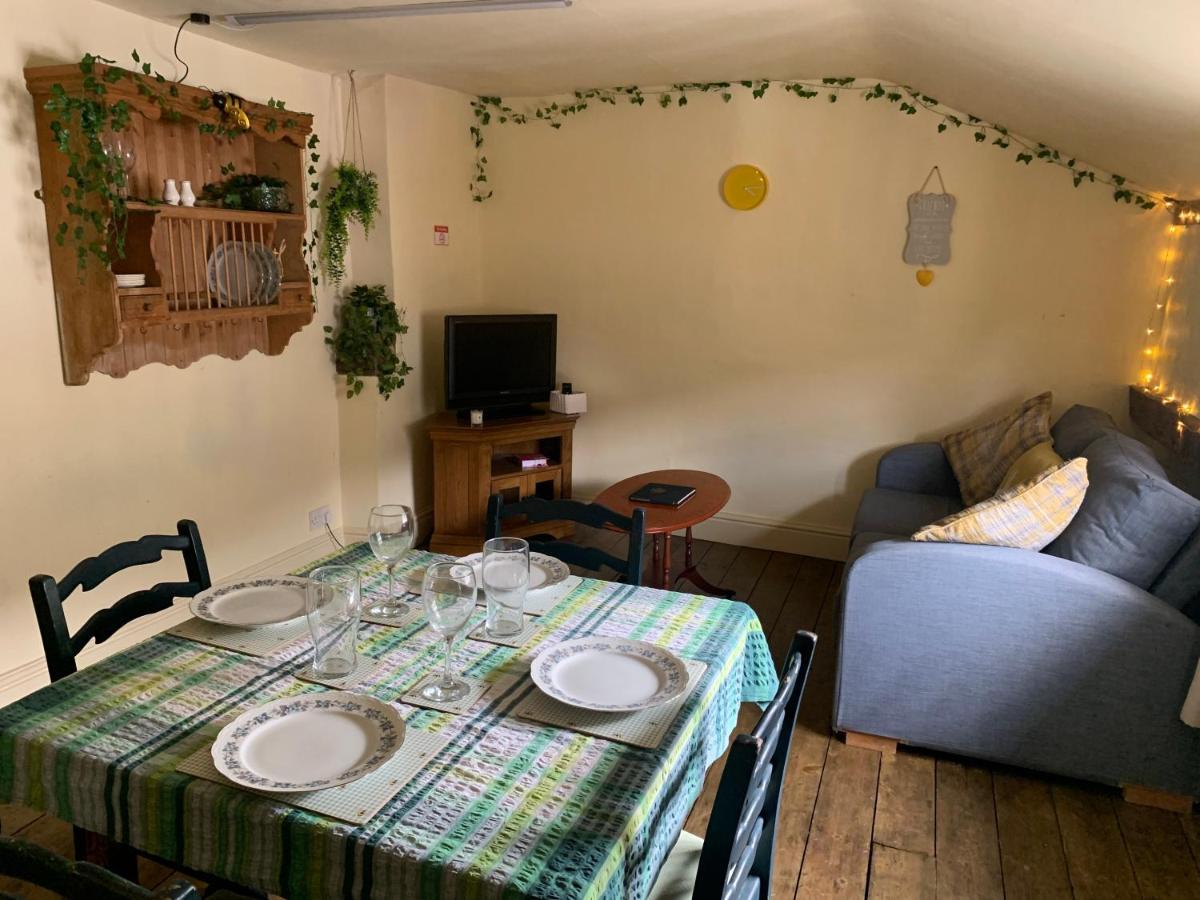 Apartament Becs Leominster Zewnętrze zdjęcie